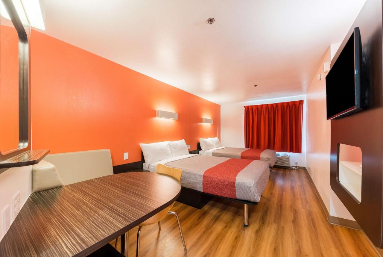 Motel 6 Fort Worth, Tx - North - Saginaw Εξωτερικό φωτογραφία